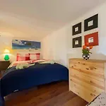 B15 Downtown Cosy Apartment