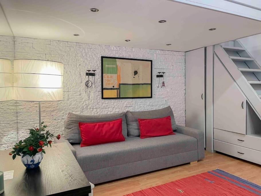 Apartment B15 Downtown Cosy *
