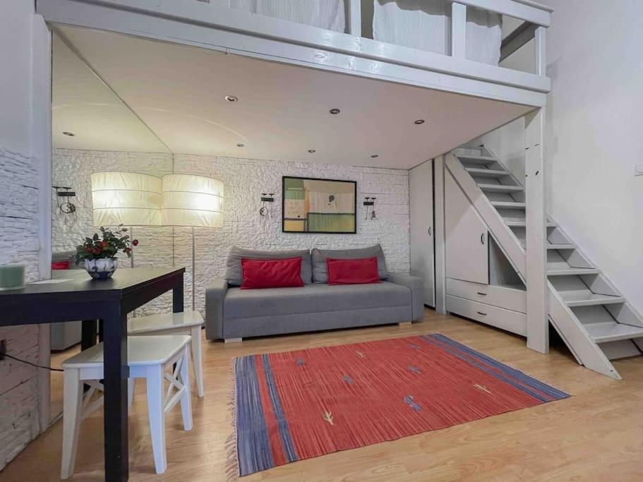 B15 Downtown Cosy Appartamento